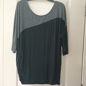 Black and gray XL maternity top
